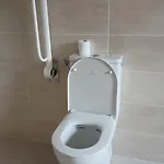 La Parenthese Nyaraló